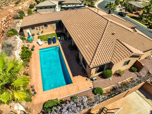 2317 E GREYSTONE DR, St. George, UT 84790