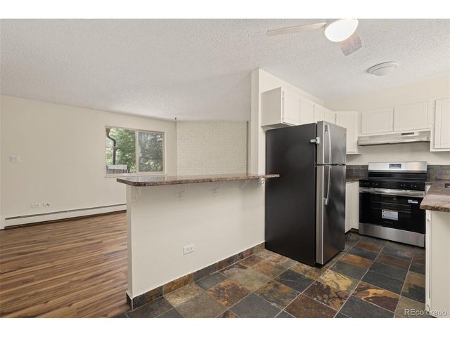 8060 W 9th Ave 207, Lakewood, CO 80214