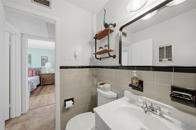 381 WEBER TERRACE, Port Charlotte, FL 33952