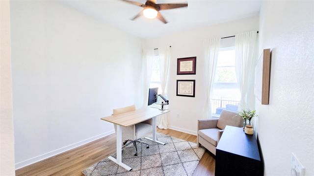 12001 Vista Parke DR 102, Austin, TX 78726