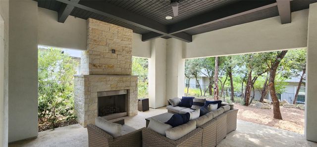 12001 Vista Parke DR 102, Austin, TX 78726