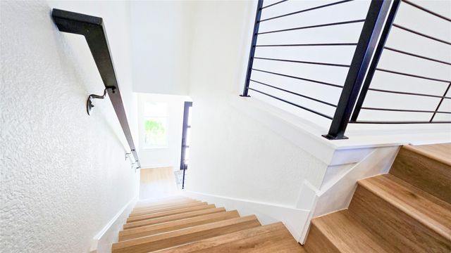 12001 Vista Parke DR 102, Austin, TX 78726