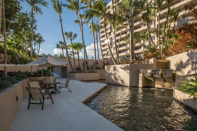 201 Crandon Blvd 306, Key Biscayne, FL 33149