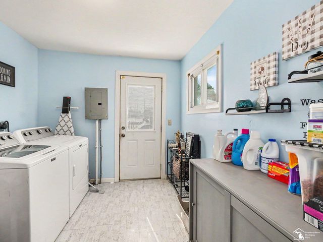 1480 Walnut Street, Monroe, MI 48162