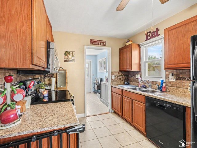 1480 Walnut Street, Monroe, MI 48162