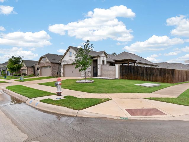 599 Concho Street, Aubrey, TX 76227