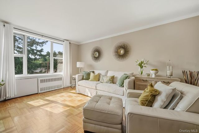 125 Bronx River Road 2F, Yonkers, NY 10704