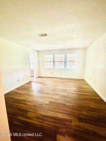 2187 Baywood Drive, Biloxi, MS 39532