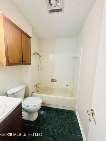 2187 Baywood Drive, Biloxi, MS 39532