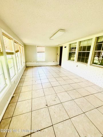 2187 Baywood Drive, Biloxi, MS 39532