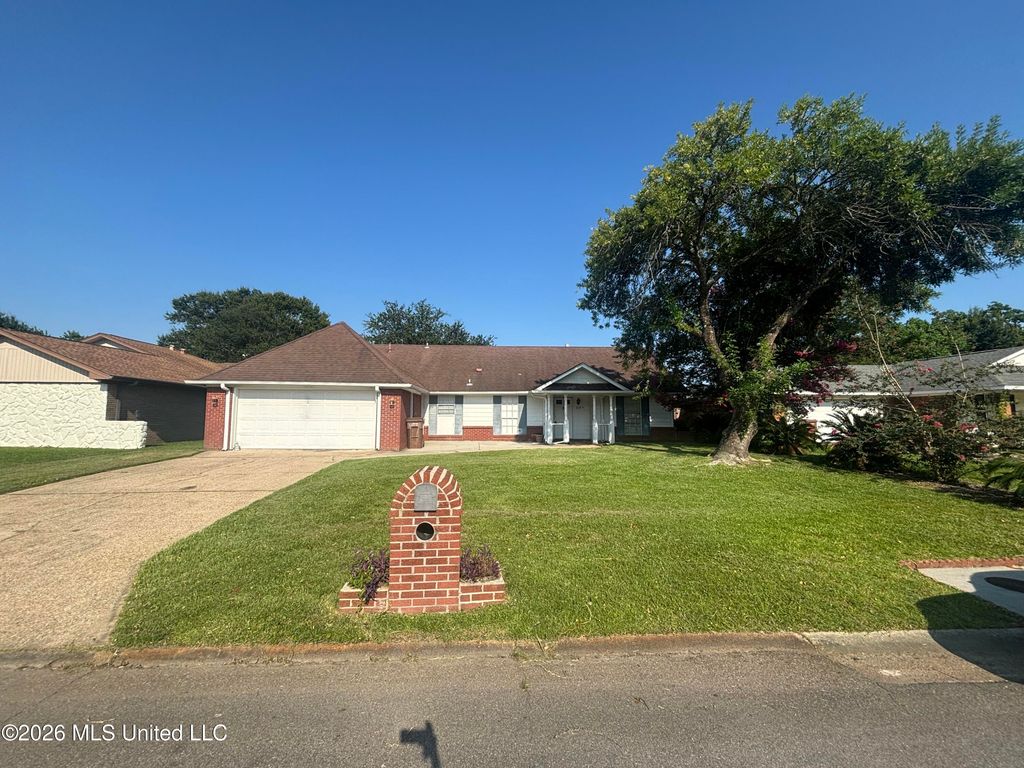 2187 Baywood Drive, Biloxi, MS 39532