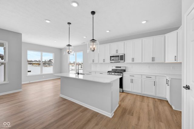 3263 Wrangler Drive, Bargersville, IN 46106