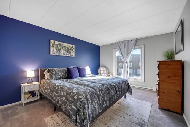 10411 S Komensky Avenue 101B, Oak Lawn, IL 60453