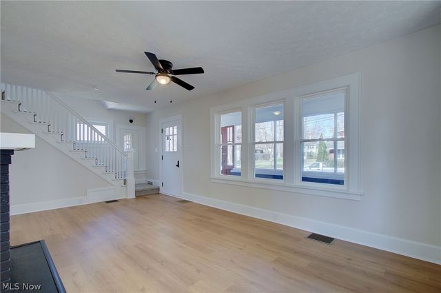 225 Shadyside Court, Alliance, OH 44601