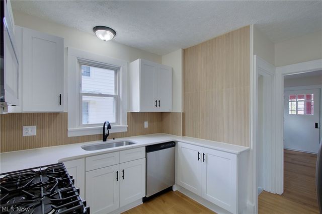 225 Shadyside Court, Alliance, OH 44601