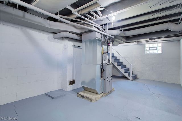 225 Shadyside Court, Alliance, OH 44601