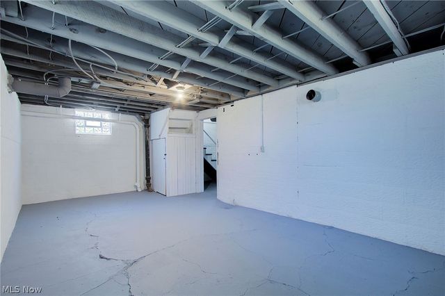 225 Shadyside Court, Alliance, OH 44601