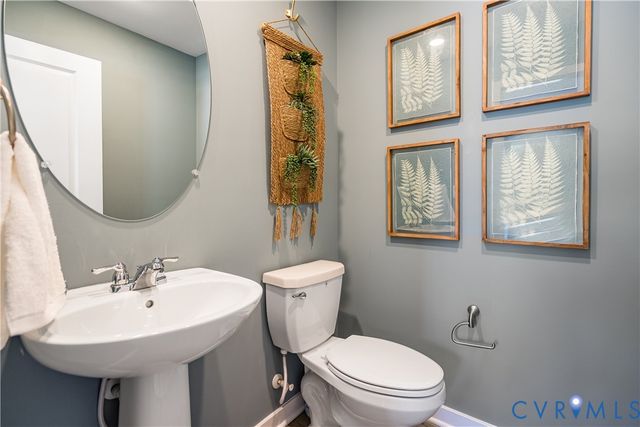 8756 Pioneer Hill Dr, Chesterfield, VA 23832