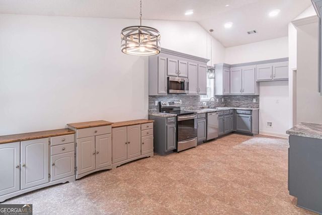 294 Ambassador Circle, Winder, GA 30680