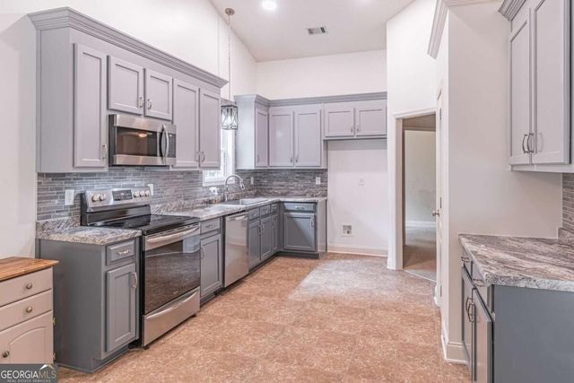 294 Ambassador Circle, Winder, GA 30680