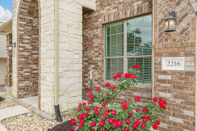 2216 Lookout Knoll DR, Leander, TX 78641
