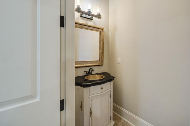 2021 FLOWERS OAK CV, Memphis, TN 38138