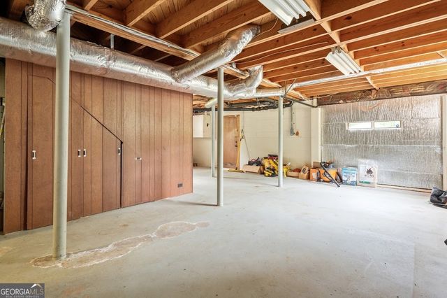 1083 Amelia Drive SW, Marietta, GA 30060