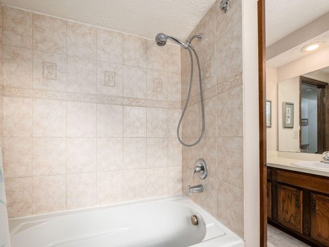 11577 Coventry Avenue, Pickerington, OH 43147