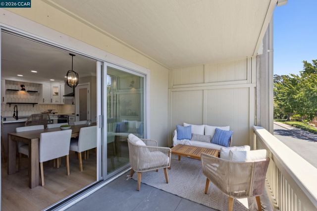 2101 Golden Rain Rd 14, Walnut Creek, CA 94595