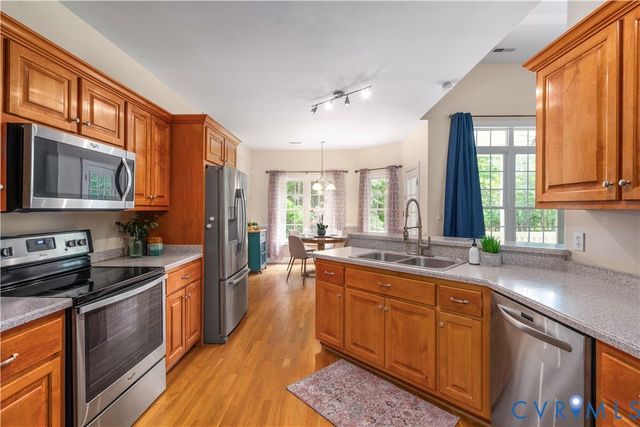 12081 Hunters Hawk Ct, Chesterfield, VA 23838
