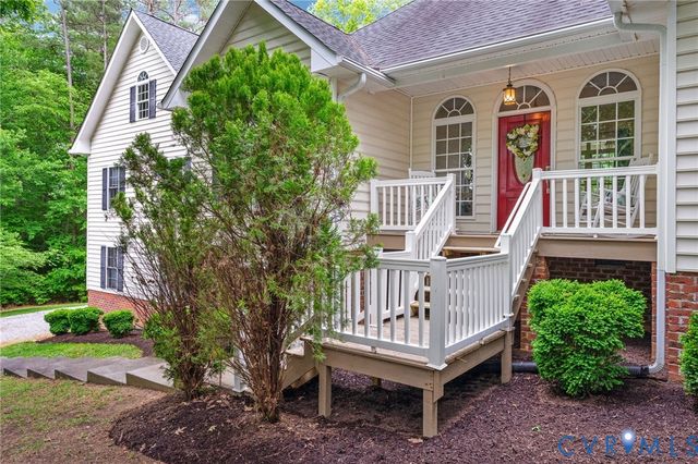 12081 Hunters Hawk Ct, Chesterfield, VA 23838
