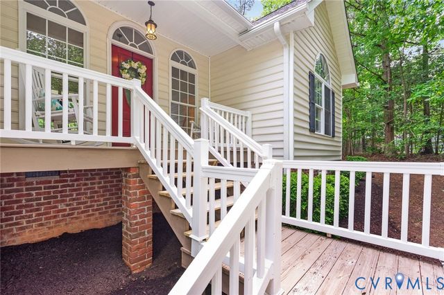 12081 Hunters Hawk Ct, Chesterfield, VA 23838