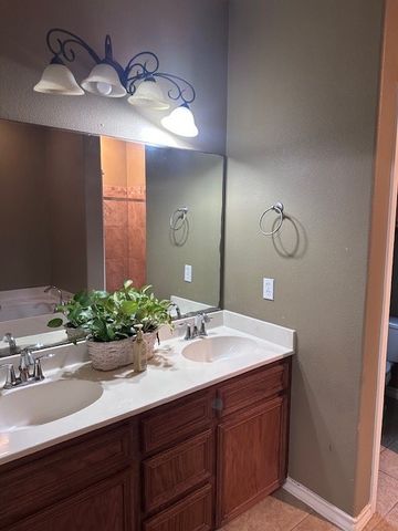 10834 Ashley Dr, Corpus Christi, TX 78410