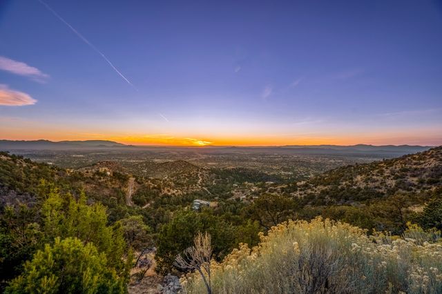 243 Double Arrow Road, Santa Fe, NM 87505