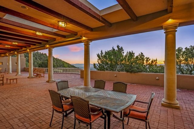 243 Double Arrow Road, Santa Fe, NM 87505