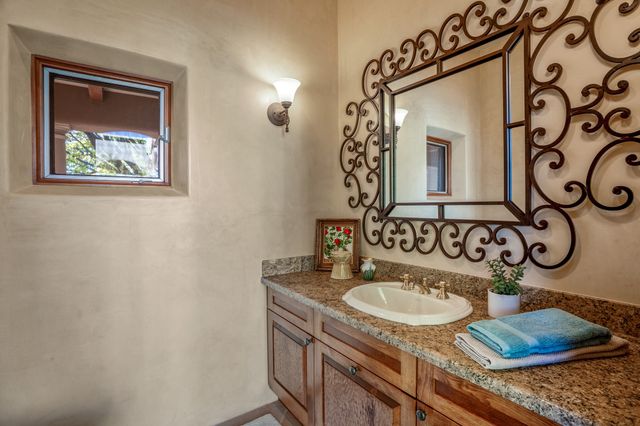 243 Double Arrow Road, Santa Fe, NM 87505
