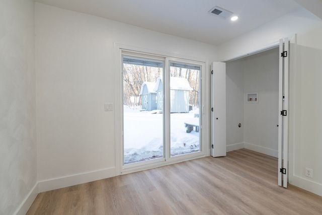 7600 N Riverview Drive, Cooper Twp, MI 49004