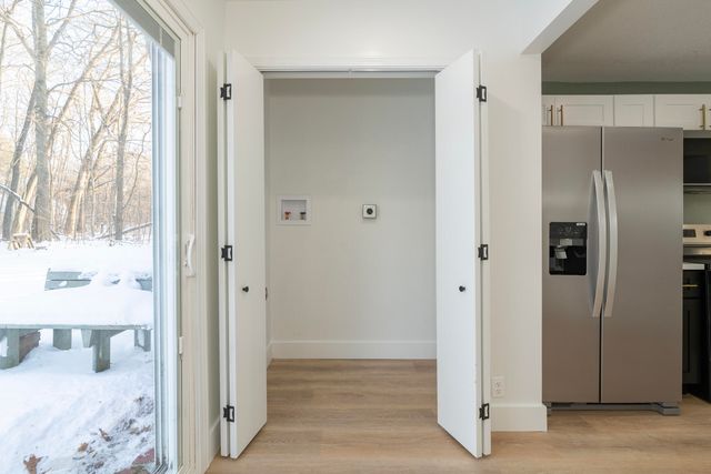 7600 N Riverview Drive, Cooper Twp, MI 49004