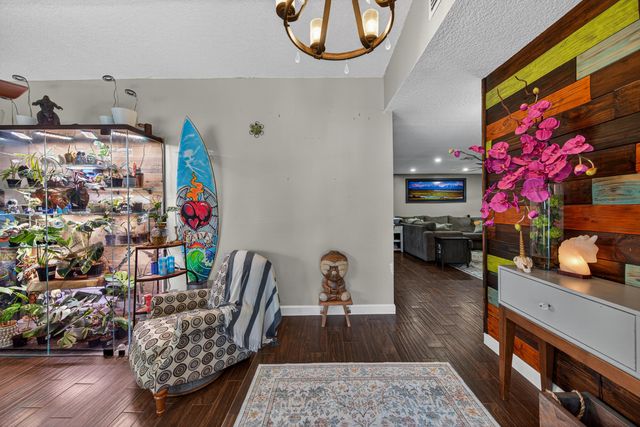 9696 NW 28th Place, Coral Springs, FL 33065