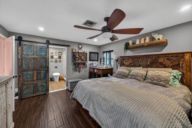 9696 NW 28th Place, Coral Springs, FL 33065