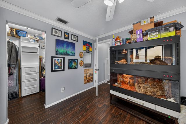 9696 NW 28th Place, Coral Springs, FL 33065