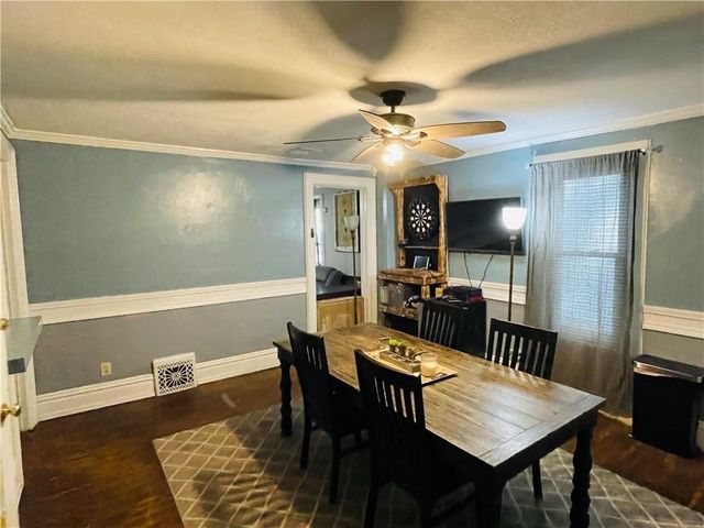 319 Arch Street, Leavenworth, KS 66048