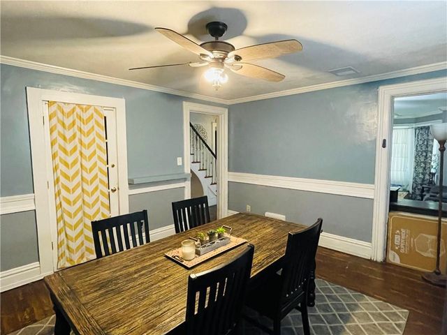 319 Arch Street, Leavenworth, KS 66048