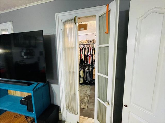 319 Arch Street, Leavenworth, KS 66048