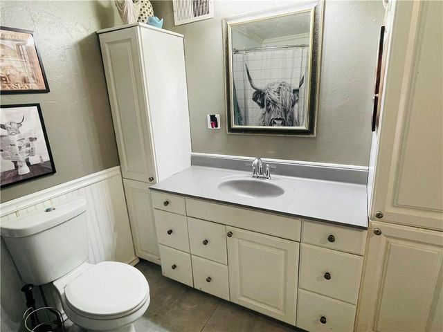 319 Arch Street, Leavenworth, KS 66048