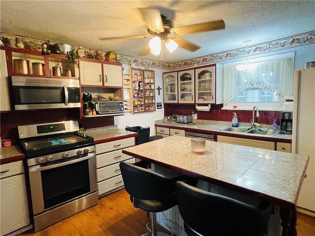 319 Arch Street, Leavenworth, KS 66048