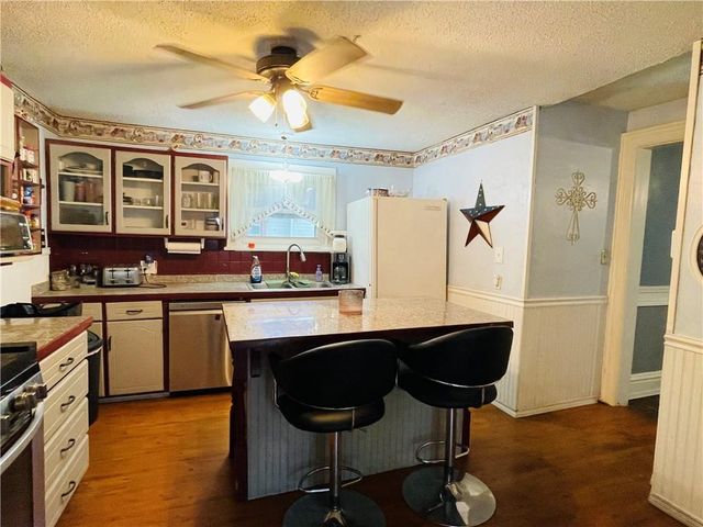 319 Arch Street, Leavenworth, KS 66048