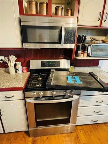 319 Arch Street, Leavenworth, KS 66048