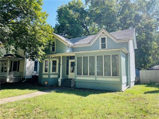 319 Arch Street, Leavenworth, KS 66048