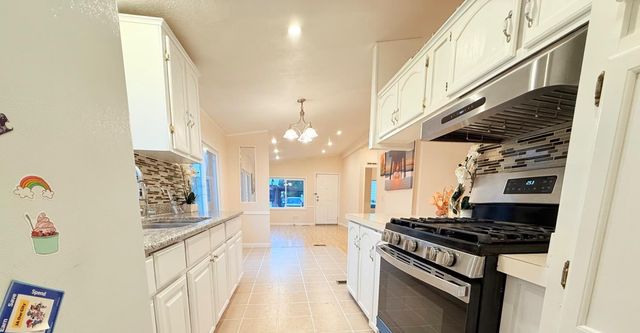 411 Lewis 335, San Jose, CA 95111